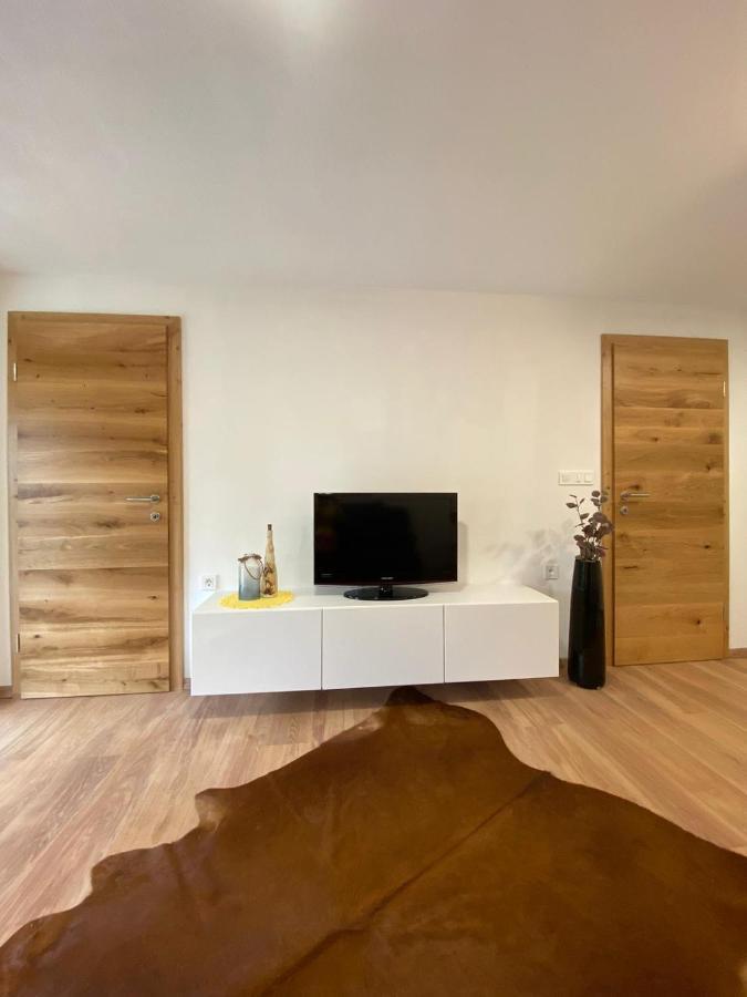 Apartma Lupis Apartment Podvolovljek