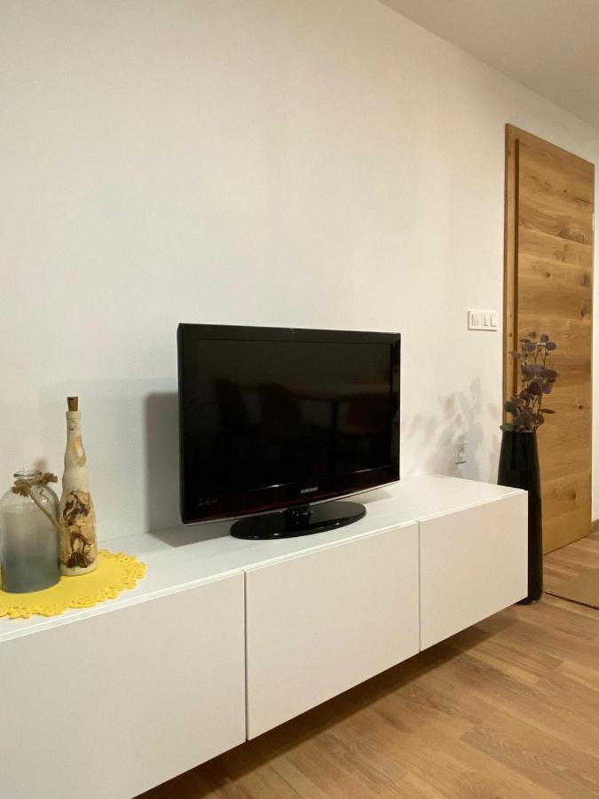 Apartment Apartma Lupis