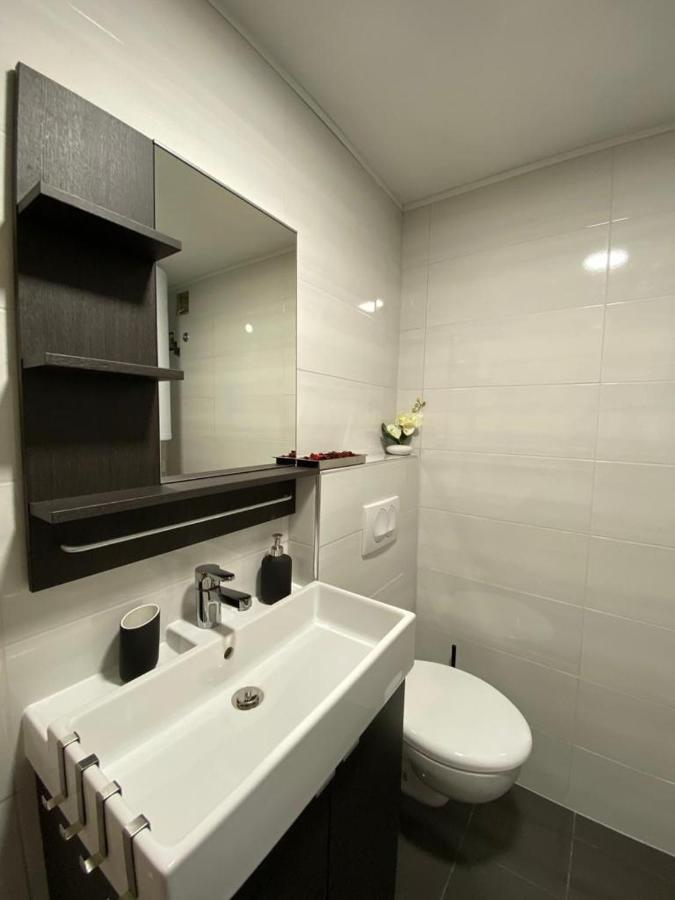 Apartma Lupis